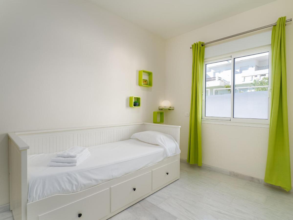 2051-New 3 Bedrooms On Golf エステポナ エクステリア 写真